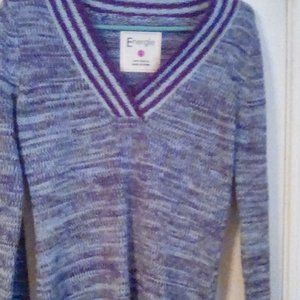Women's large v neck sweater